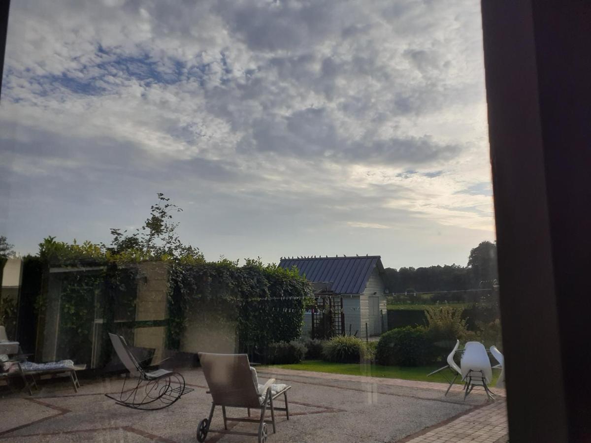 Bed and Breakfast Relais Des Tourterelles La Neuville-aux-Joutes Екстер'єр фото
